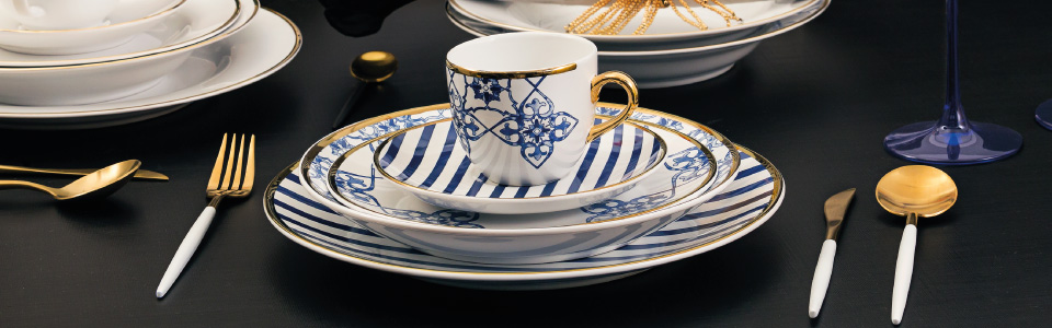 Jogo Aparelho De Jantar Porcelana Floral Azul - Kit 42 Pçs - R$ 586,67