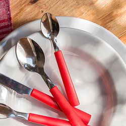 Colher-de-Cha-Vermelho-Inteso-corte