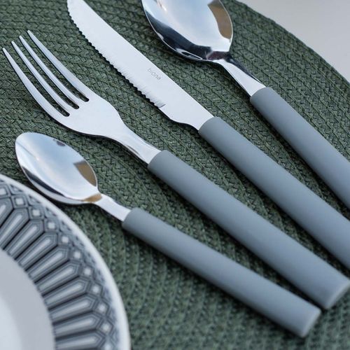 garfo-cinza-neutro-corte