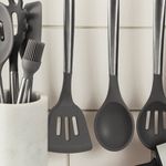 Cj_05_Utensilios_Em_Silicone_Mail_Order_Cool_Grey_Ambientada