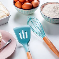 Cj_05_Utensilios_Em_Silicone_Mail_Order_Blue_Water_Ambientada_2