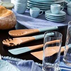 Utensilios-de-madeira-ambientada