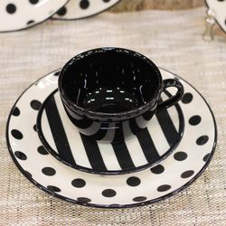 exclusivo-site-stripes-and-dots3